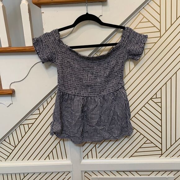 Old Navy Off The Shoulder Top - Picture 1 of 4